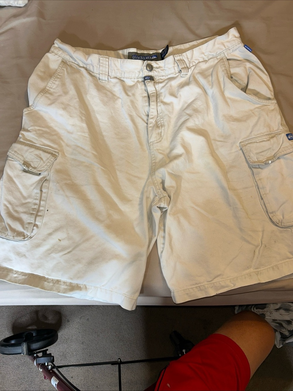 Vintage Quiksilver Y2K Cargo Shorts surf skate grunge USA sz38 VTG surrfwear